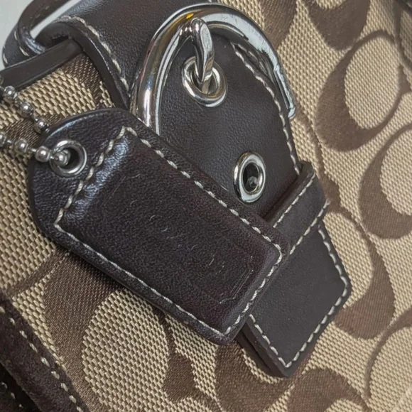 Coach 3577 Vintage Signature Canvas Shoulder Bag Leather Trim Buckle 2005 - Picture 9 of 16